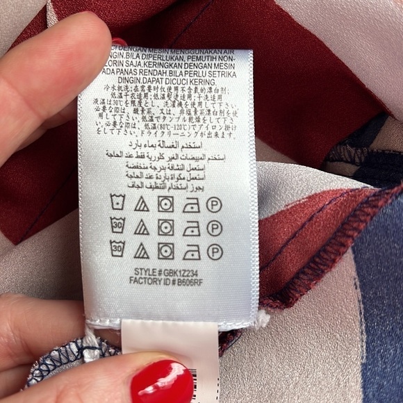 BCBGMAXAZRIA Striped Bell Sleeve Top Size Small - Picture 11 of 11